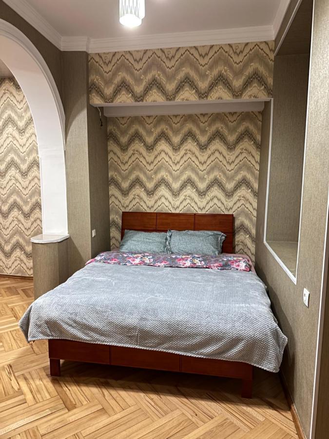 King Suite Apartment Ln Tbilissi Extérieur photo