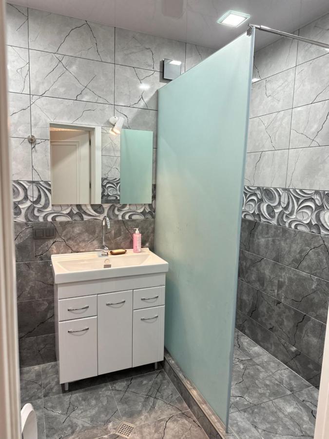 King Suite Apartment Ln Tbilissi Extérieur photo